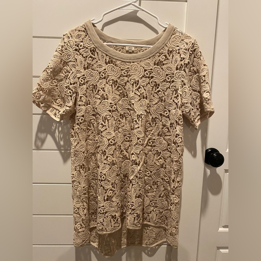Wilfred Beige Crochet Lace Short Sleeve Top